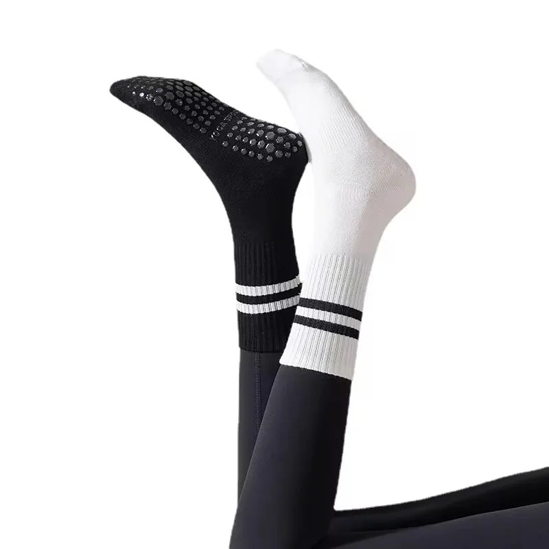 Professional Non-Slip Cotton Yoga Socks with Silicone Grip for Indoor Fitness, Dance, and Pilates