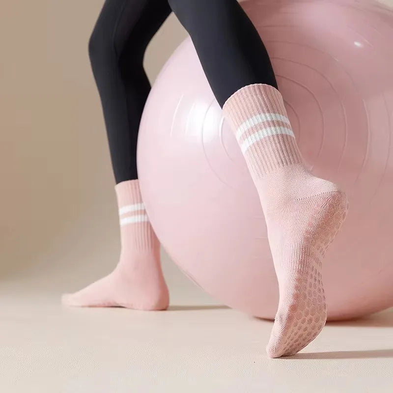 Professional Non-Slip Cotton Yoga Socks with Silicone Grip for Indoor Fitness, Dance, and Pilates